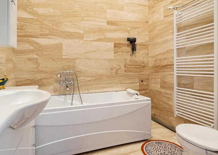 J Home - Chain Bridge Apartment - Danube View - Sleeps 5 Budapešť