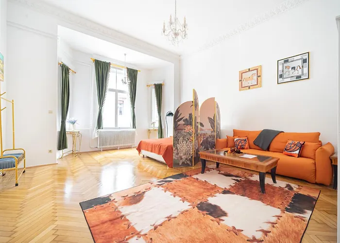 J Home - Chain Bridge Apartment - Danube View - Sleeps 5 * Budapešť